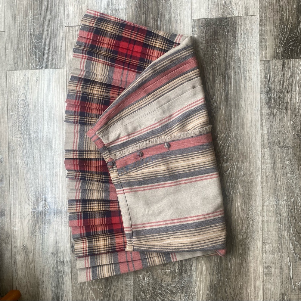 Vintage Wool Plaid Wrap Around Skirt A-Line Skirt in Red and Tan - Picture 9 of 12